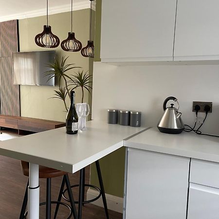 Modern Premium 2 Bedroom Home In Kent Chatham  Zewnętrze zdjęcie