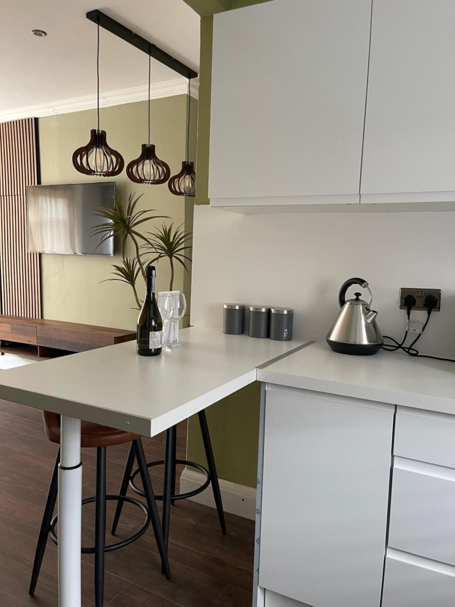 Modern Premium 2 Bedroom Home In Kent Chatham  Zewnętrze zdjęcie