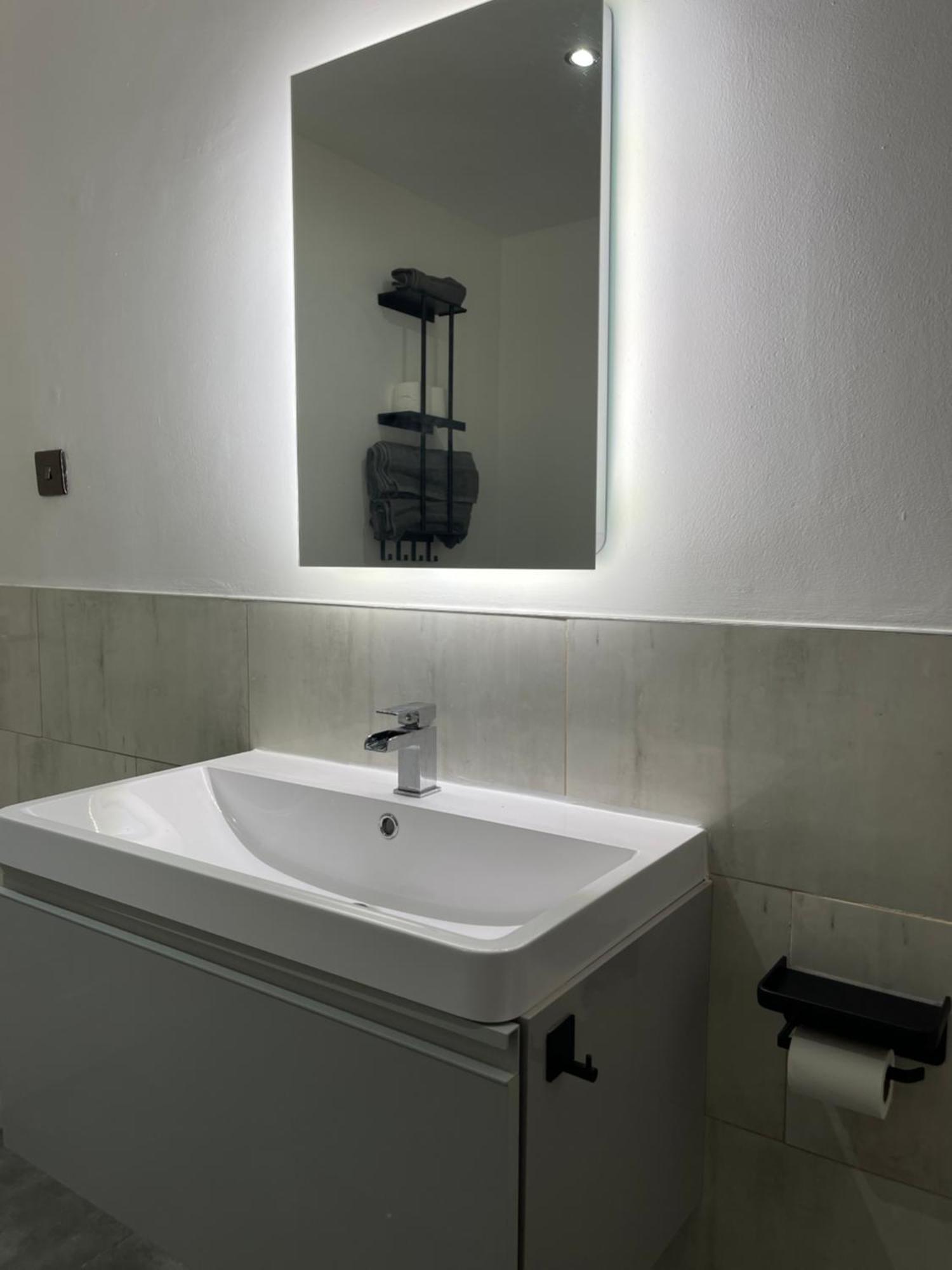 Modern Premium 2 Bedroom Home In Kent Chatham  Zewnętrze zdjęcie